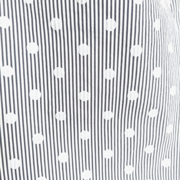 Ann Taylor Perfect Shirt - Picture 2 of 2